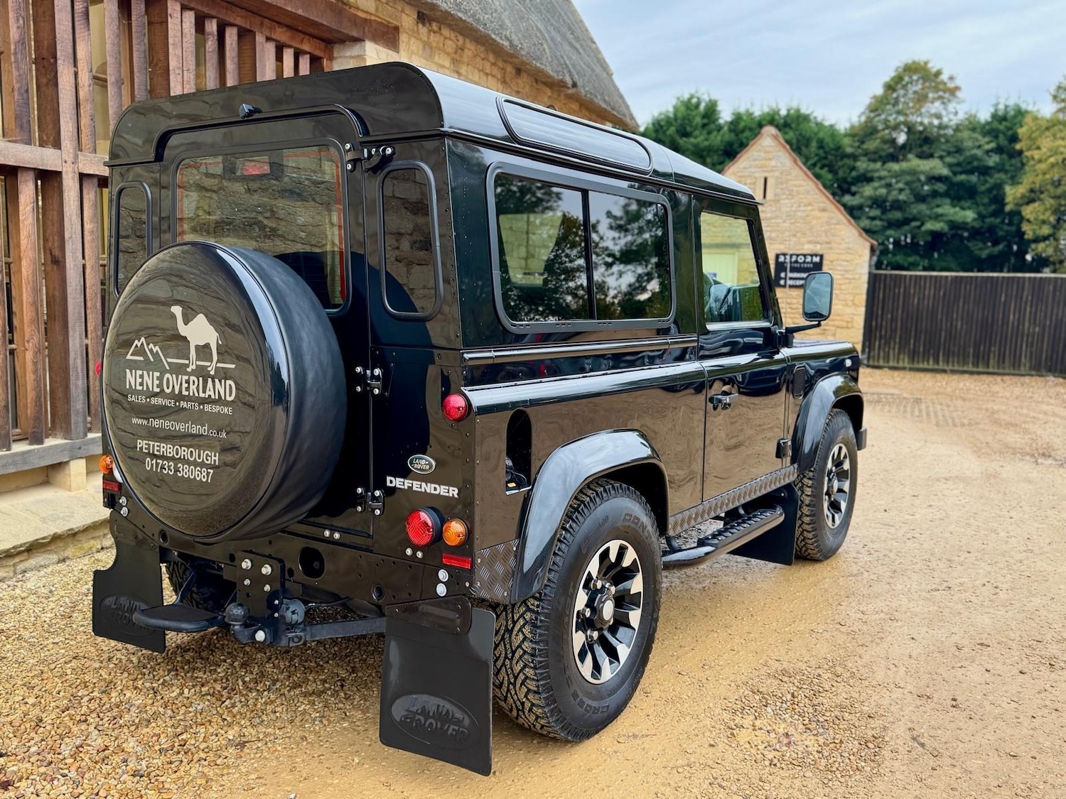 Used Land Rover Defender 2015 for sale - 76450313: Photo 9