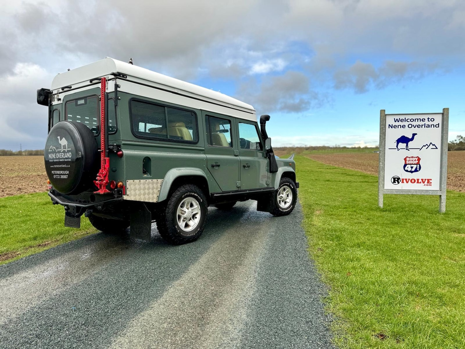 Used Land Rover Defender 2011 for sale - 77570401: Photo 17