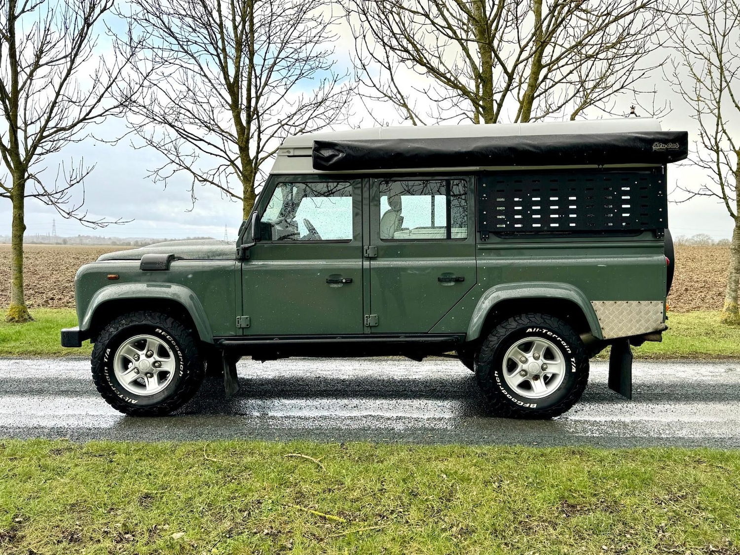 Used Land Rover Defender 2011 for sale - 77570401: Photo 7