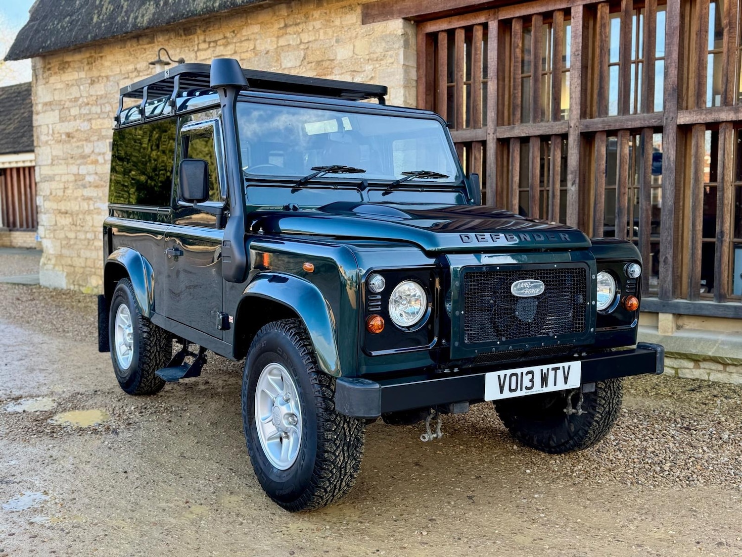 Used Land Rover Defender 2013 for sale - 76707625: Photo 1