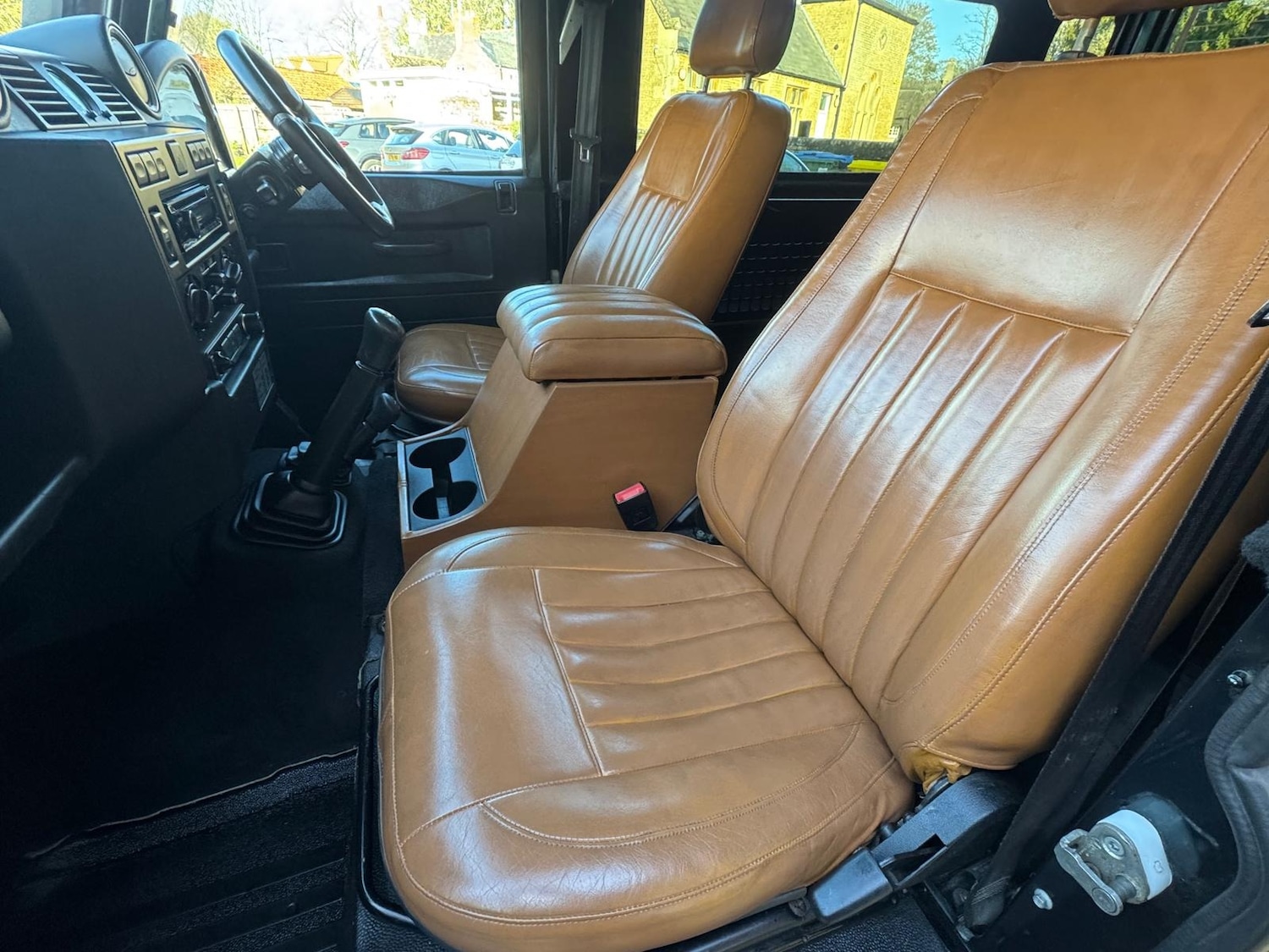 Used Land Rover Defender 2013 for sale - 76707625: Photo 8