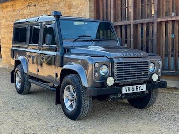 Used Land Rover Defender 2016 for sale - 76568245: Photo
