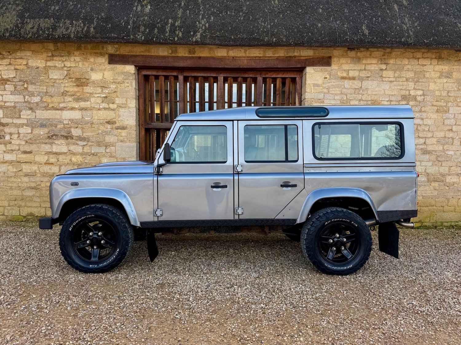 Used Land Rover Defender 2012 for sale - 77718235: Photo 4