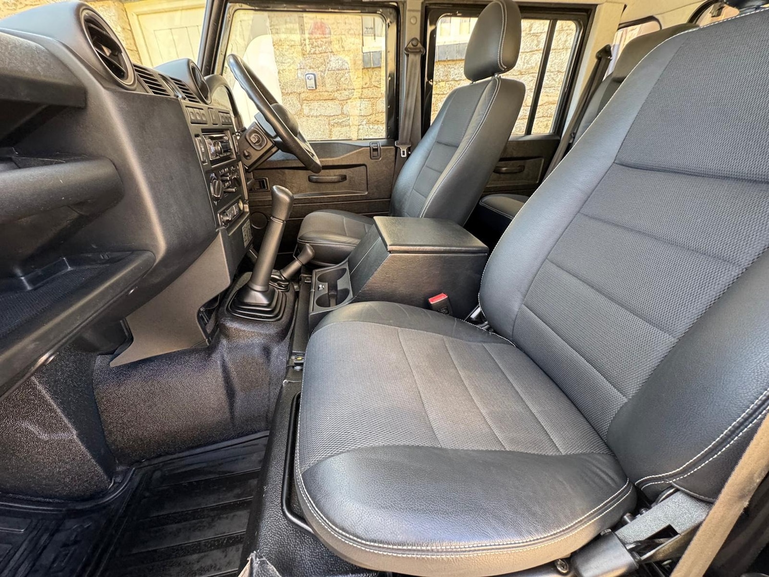 Used Land Rover Defender 2014 for sale - 77888387: Photo 13