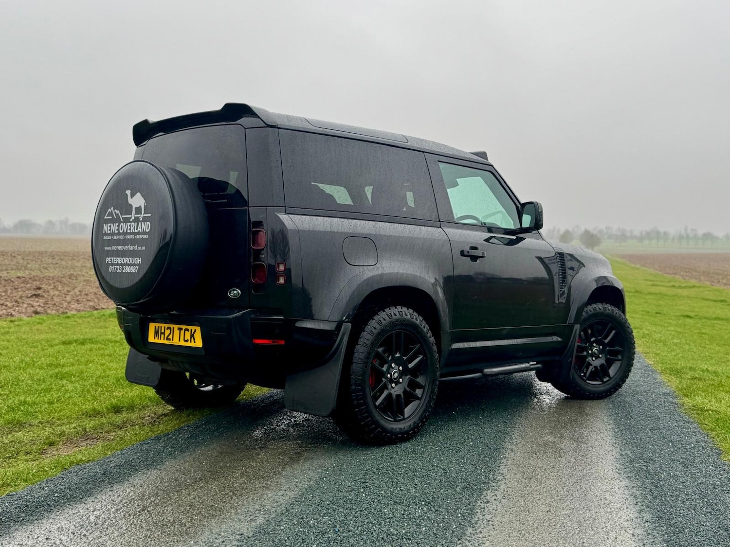 Used Land Rover Defender 2021 for sale - 77545318: Photo 17