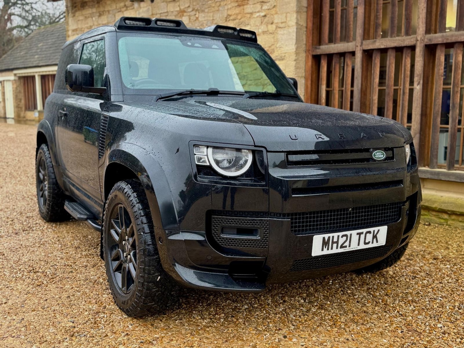 Used Land Rover Defender 2021 for sale - 77545318: Photo 2