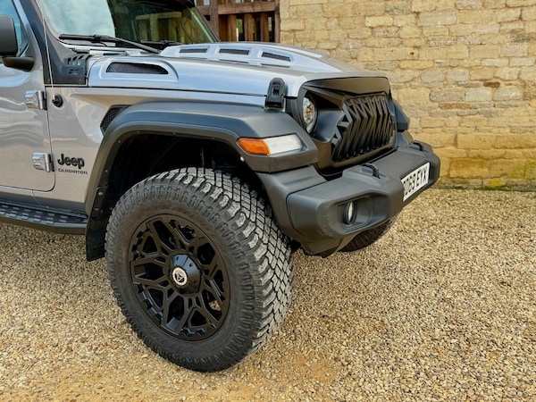 Used Jeep Wrangler 2021 for sale - 74180140: Photo 4