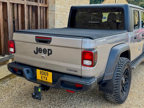 Used Jeep Wrangler 2021 for sale - 74180140: Photo 5