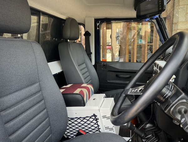 Used Land Rover Defender 2012 for sale - 76234465: Photo 9