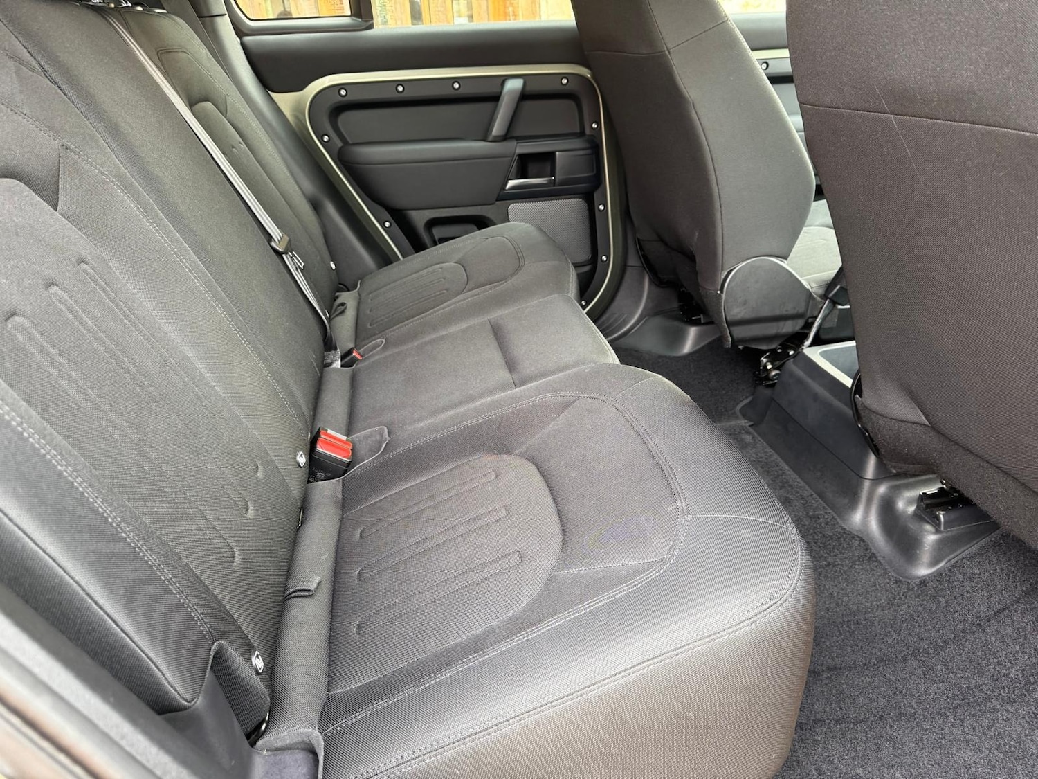 Used Land Rover Defender 2020 for sale - 77950987: Photo 15