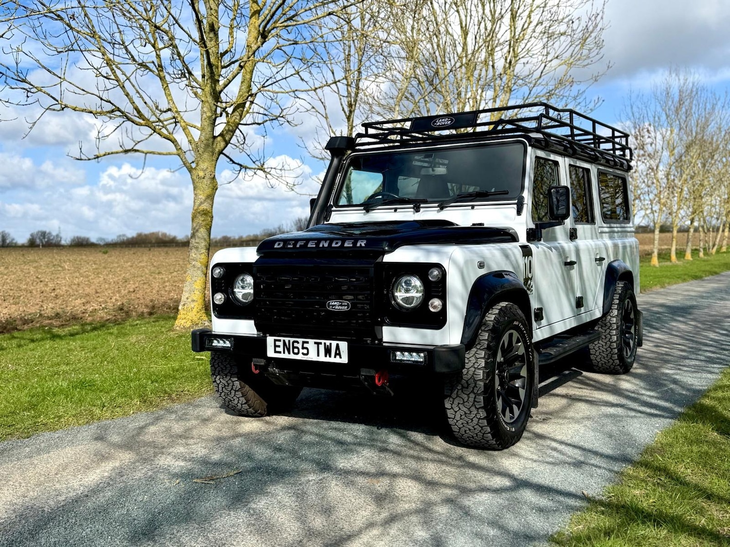 Used Land Rover Defender 2016 for sale - 77888966: Photo 15