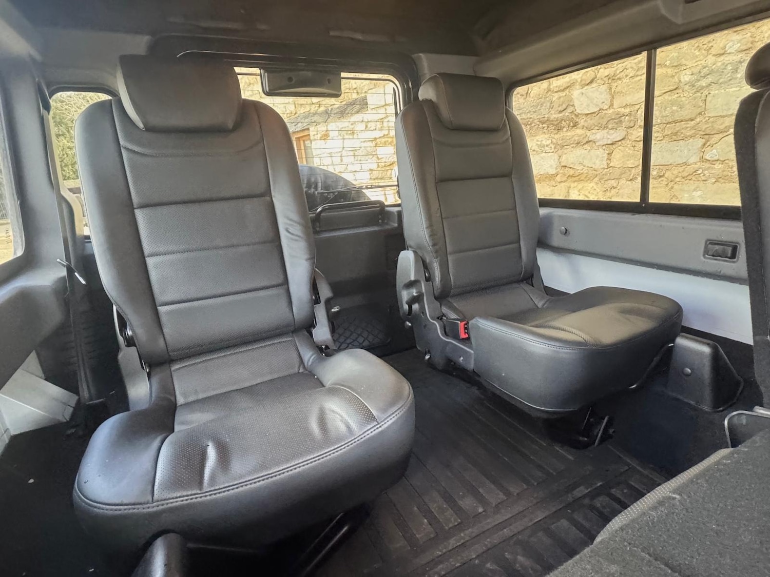 Used Land Rover Defender 2016 for sale - 77888966: Photo 19