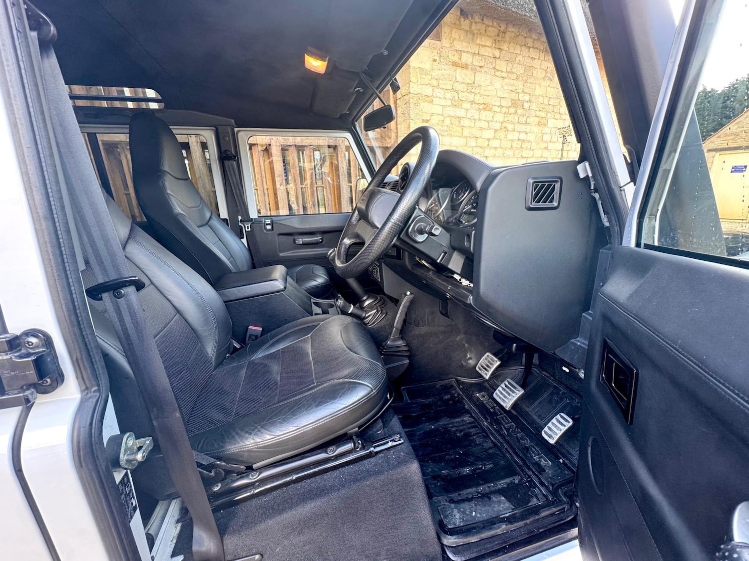 Used Land Rover Defender 2016 for sale - 77888966: Photo 22