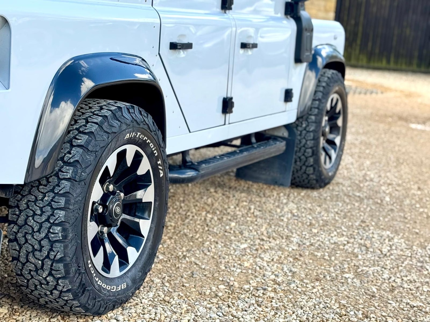 Used Land Rover Defender 2016 for sale - 77888966: Photo 8