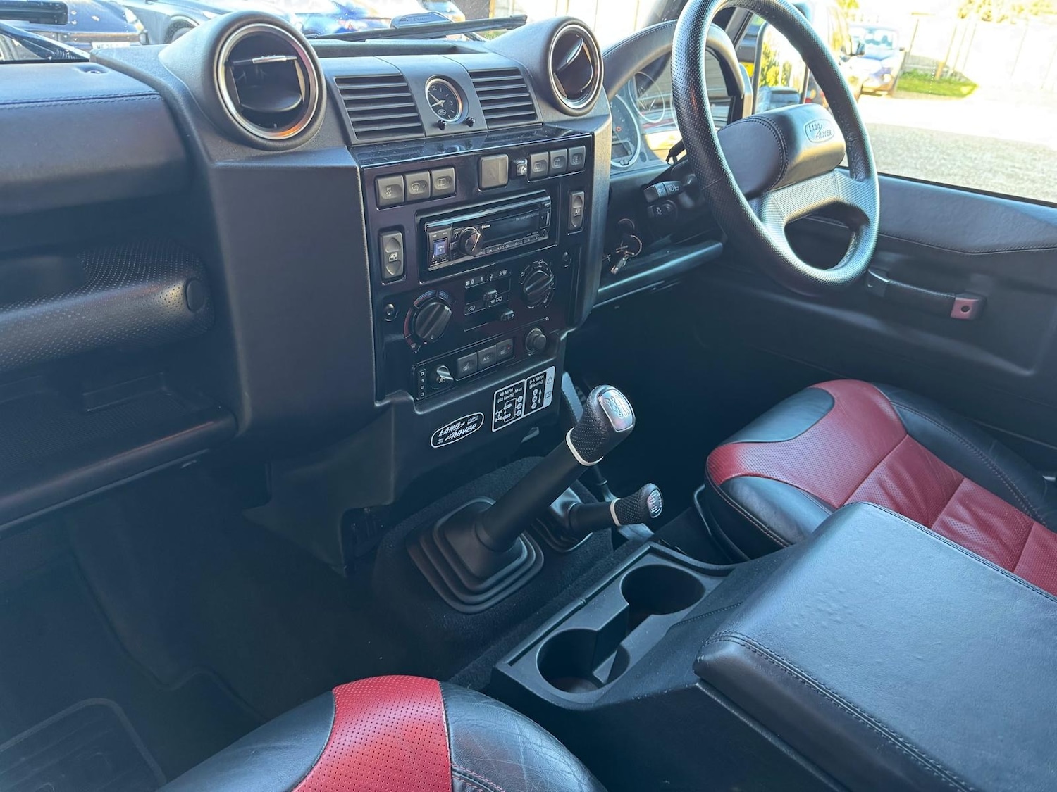 Used Land Rover Defender 2016 for sale - 77285885: Photo 11