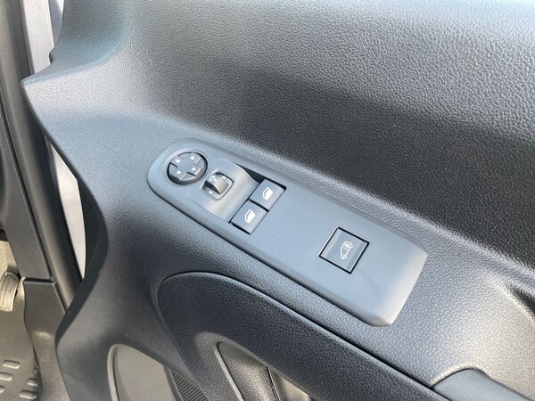Used Vauxhall Combo 2025 for sale - 76224551: Photo 22