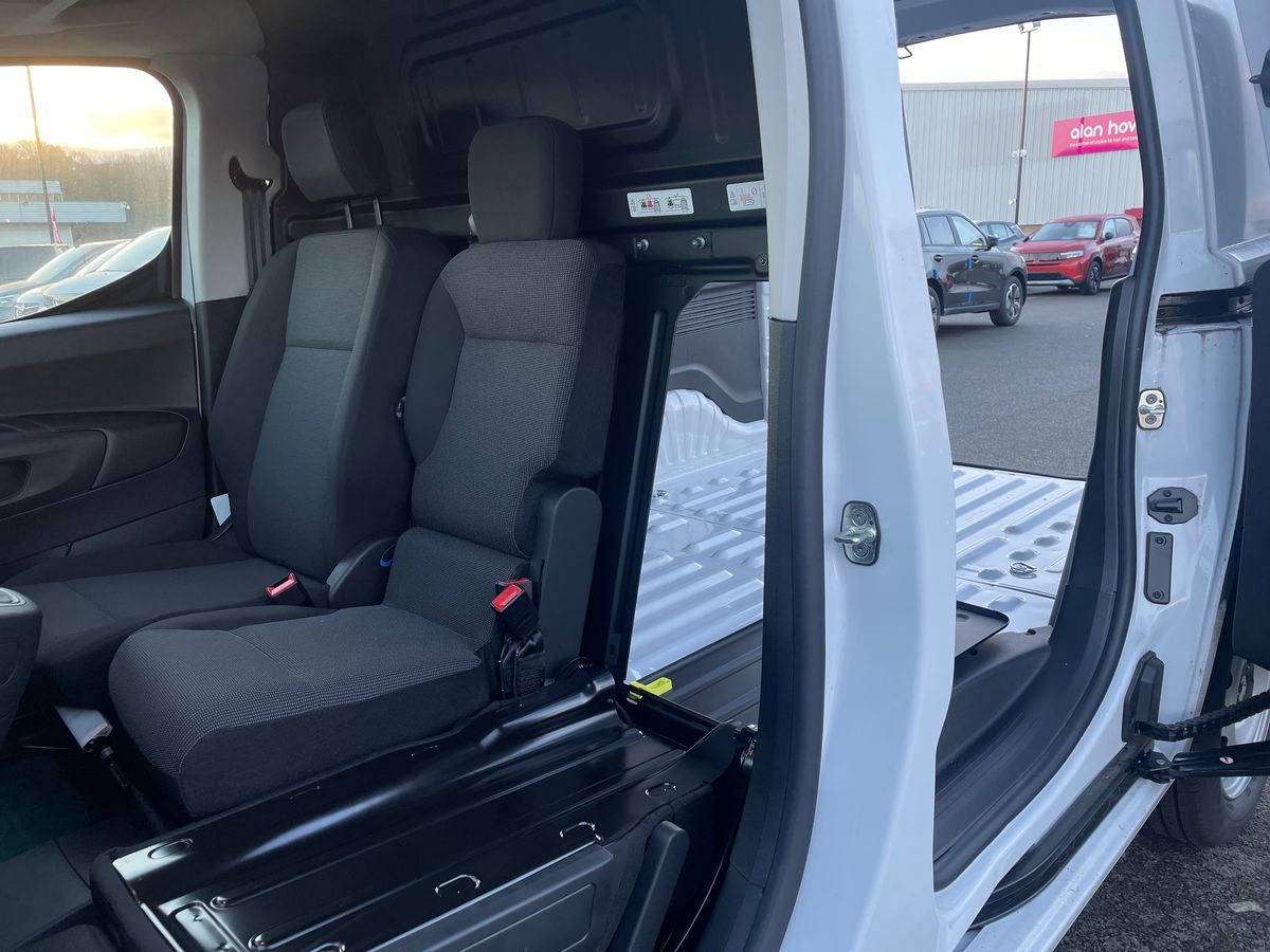 Used Vauxhall Combo 2025 for sale - 76268084: Photo 19