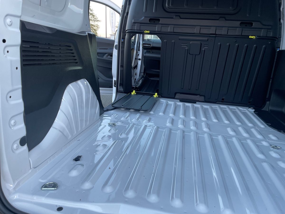 Used Vauxhall Combo 2025 for sale - 76268084: Photo 20