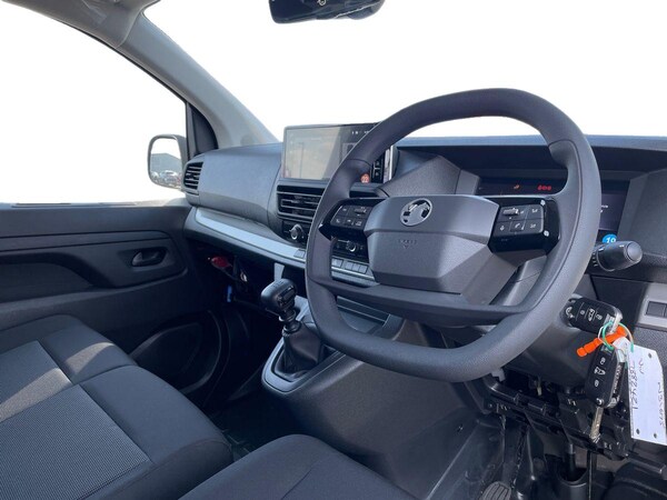 Used Vauxhall Vivaro 2025 for sale - 76224527: Photo 6
