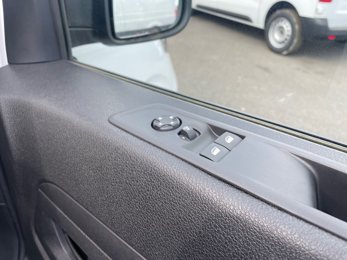 Used Vauxhall Vivaro 2025 for sale - 76268095: Photo 24