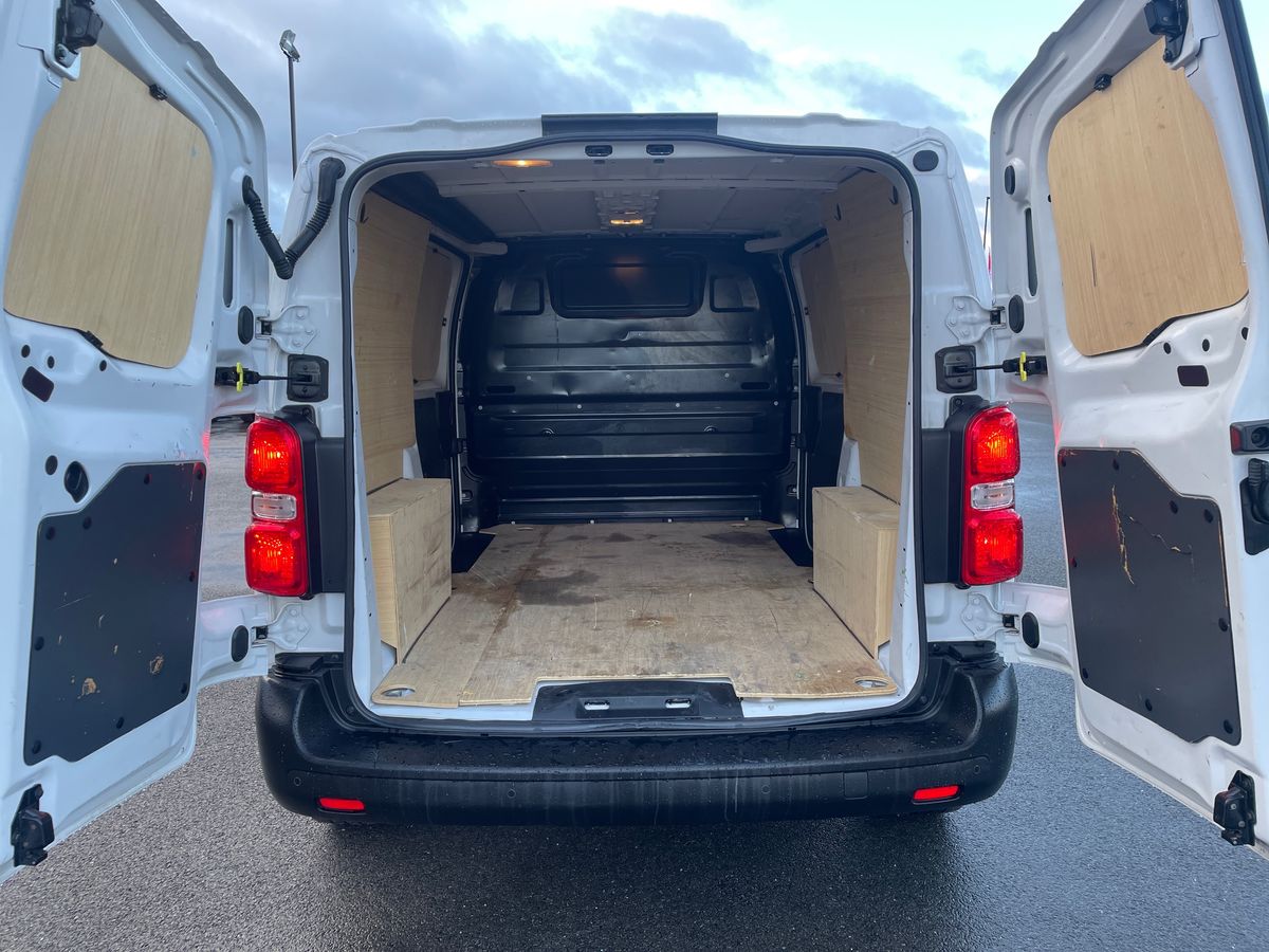 Used Vauxhall Vivaro 2022 for sale - 76554833: Photo 11