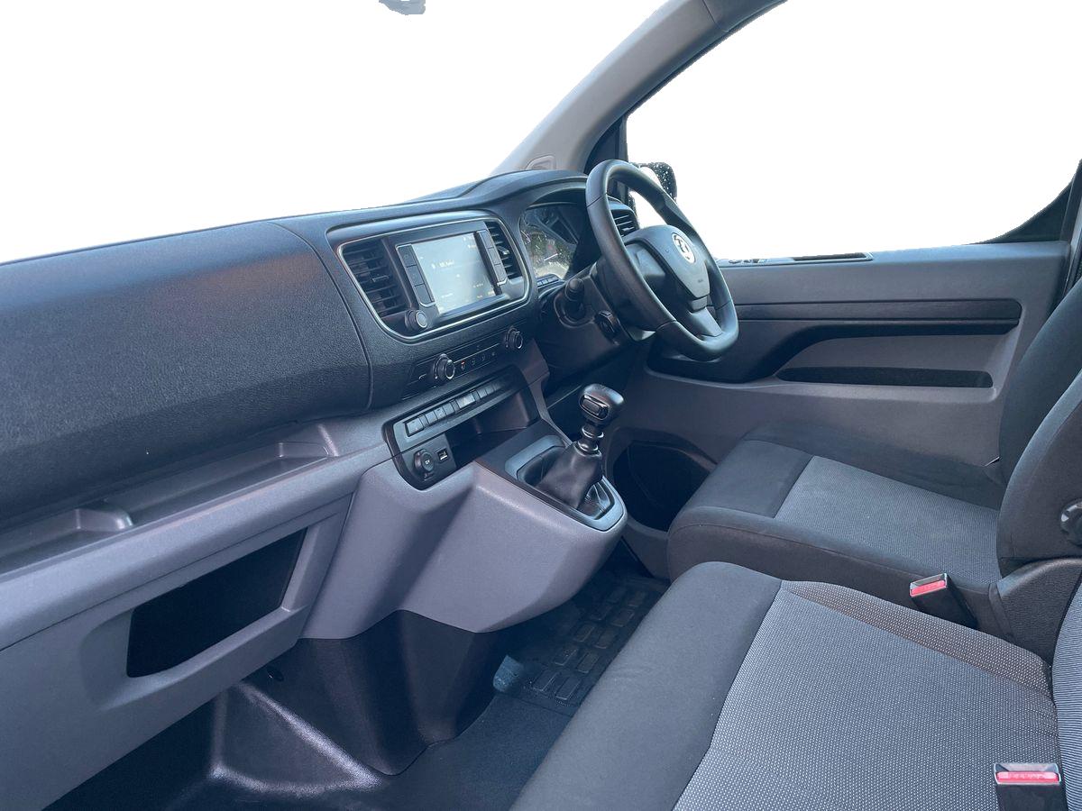 Used Vauxhall Vivaro 2022 for sale - 76554833: Photo 8