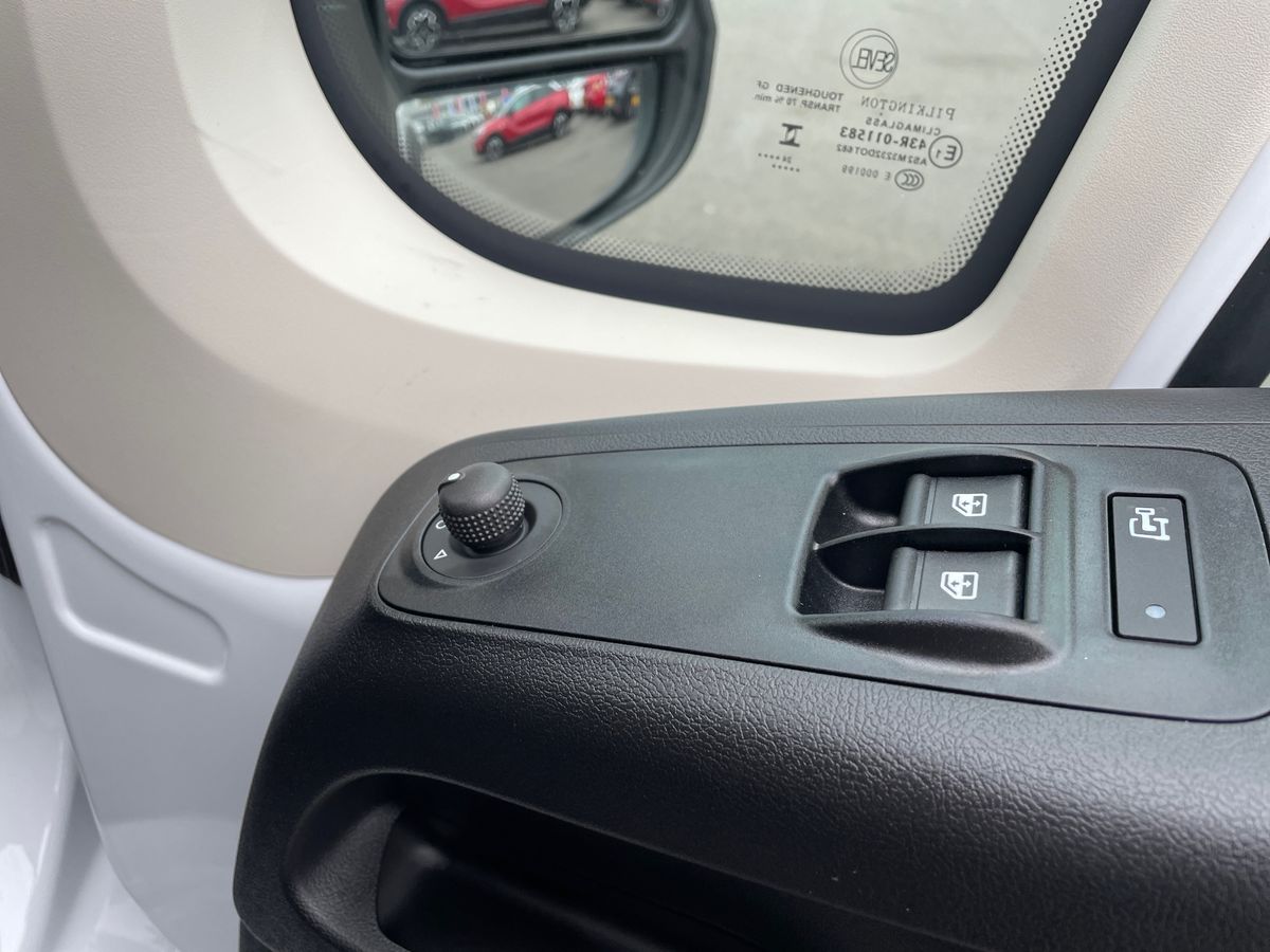 Used Vauxhall Movano 2025 for sale - 76163970: Photo 21