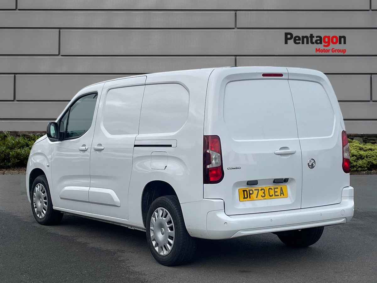 Used Vauxhall Combo 2023 for sale - 76686944: Photo 2