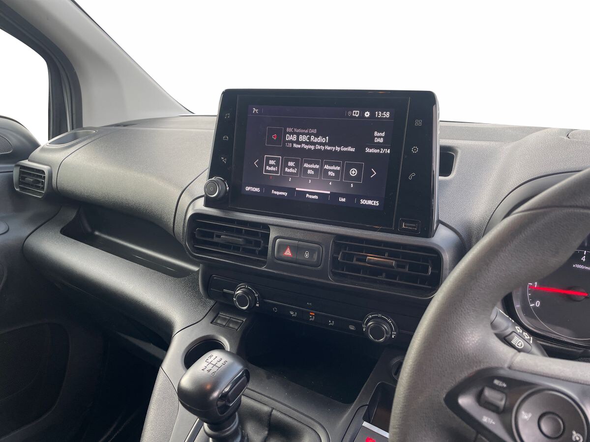 Used Vauxhall Combo 2023 for sale - 76686944: Photo 8