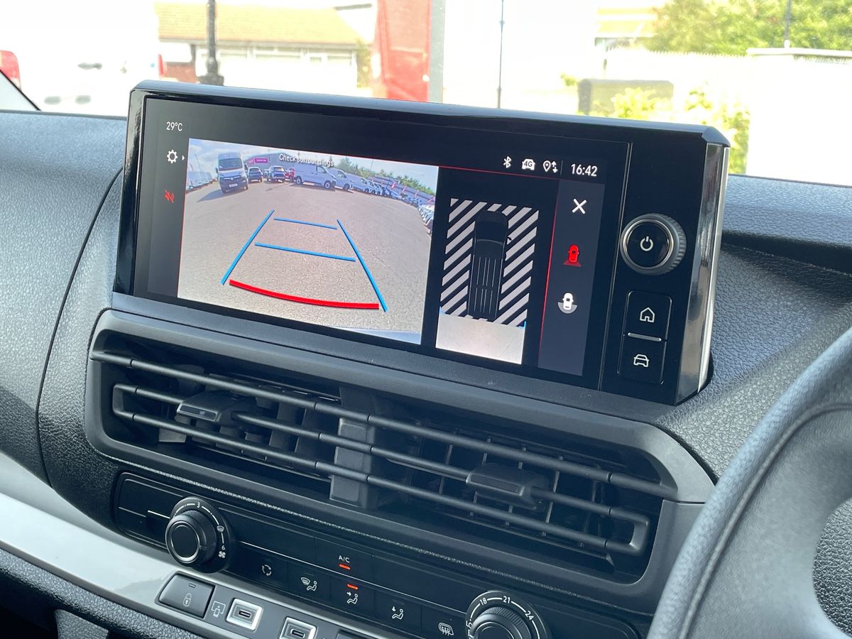 Used Vauxhall Vivaro 2025 for sale - 77089628: Photo 31