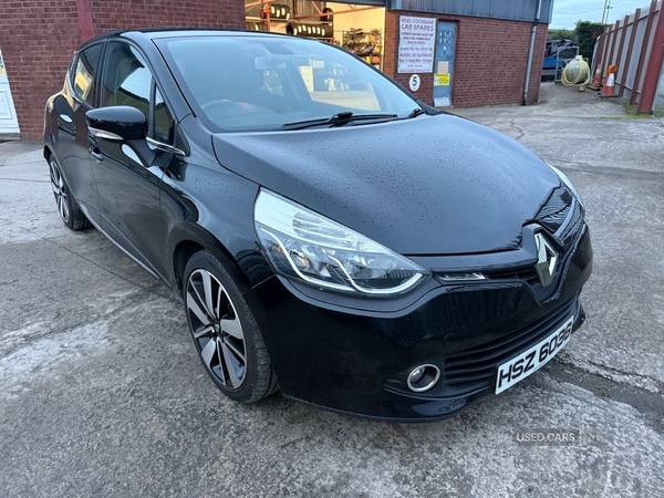 Used Renault Clio 2015 for sale - 76659621: Photo 2