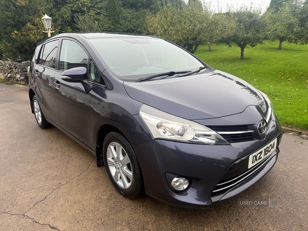 Used Toyota Verso 2015 for sale - 76175922: Photo 2
