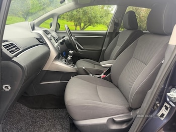 Used Toyota Verso 2015 for sale - 76175922: Photo 3