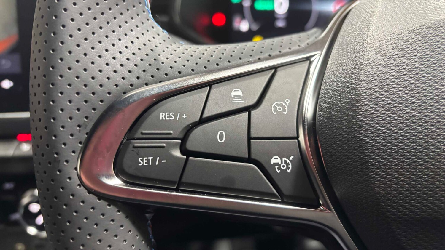 Used Renault Clio 2025 for sale - 77856576: Photo 17