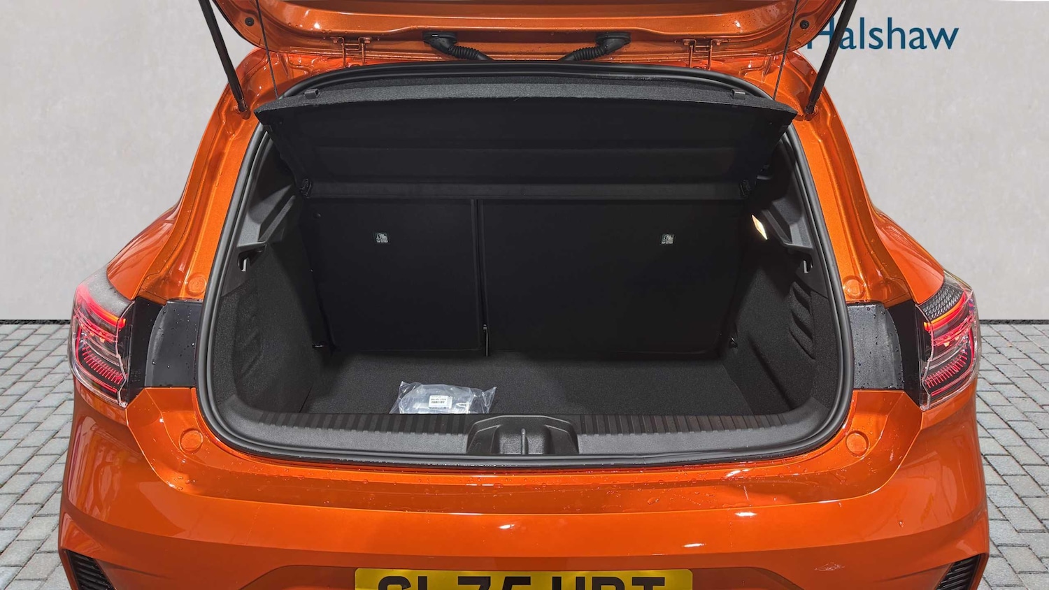 Used Renault Clio 2025 for sale - 77856576: Photo 7