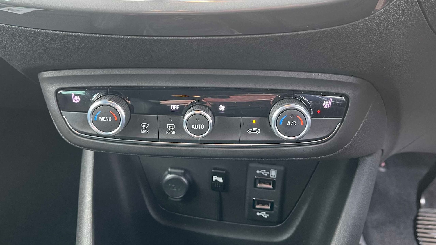 Used Vauxhall Crossland 2022 for sale - 77859049: Photo 24