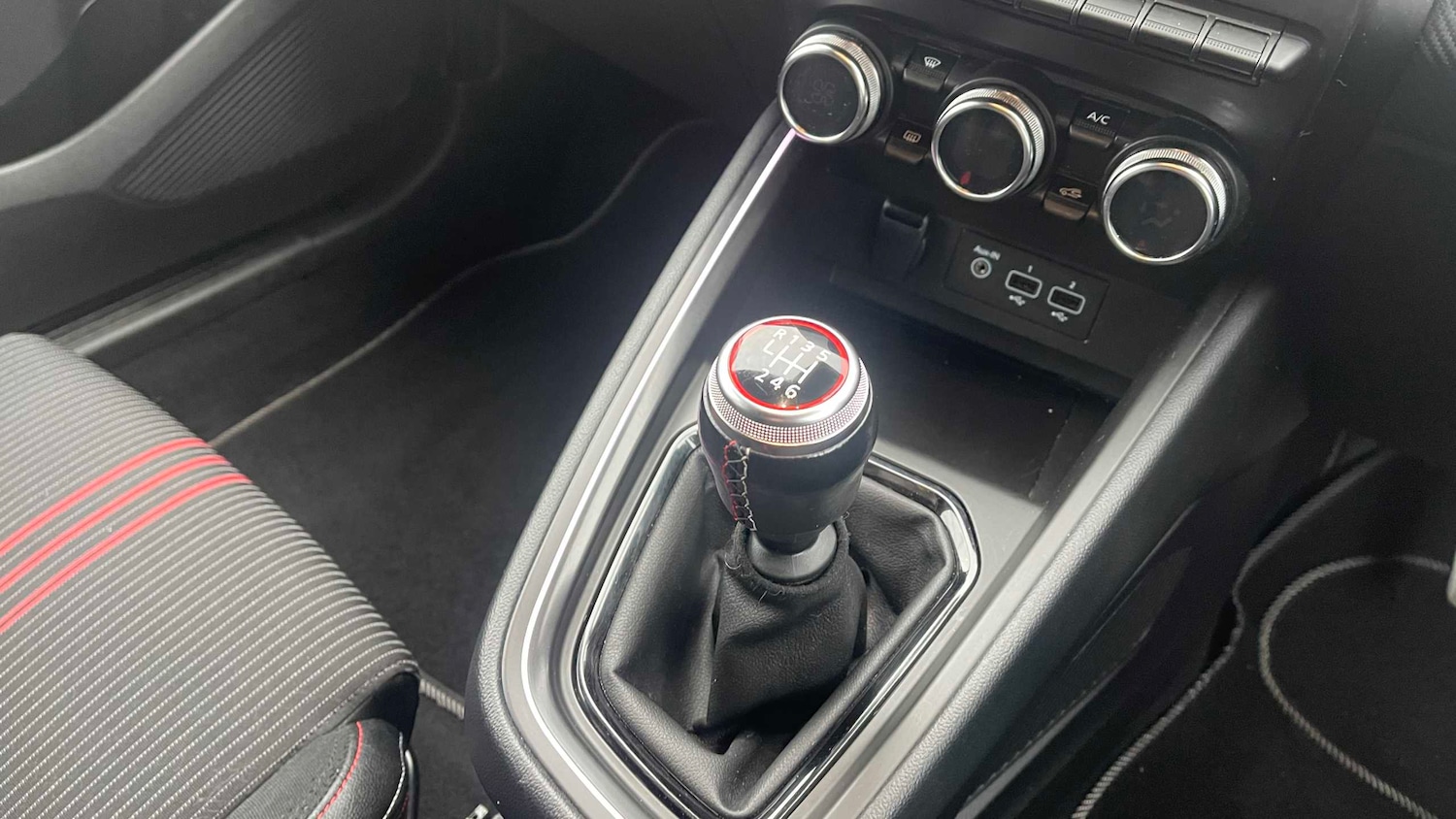 Used Renault Clio 2023 for sale - 77856959: Photo 22