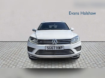 Used Volkswagen Touareg 2017 for sale - 78338125: Photo