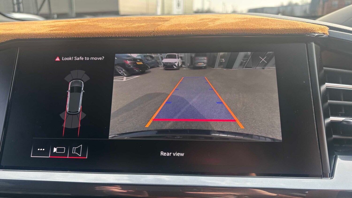 Used Audi Q4 e-tron for sale - 77860981: Photo 21