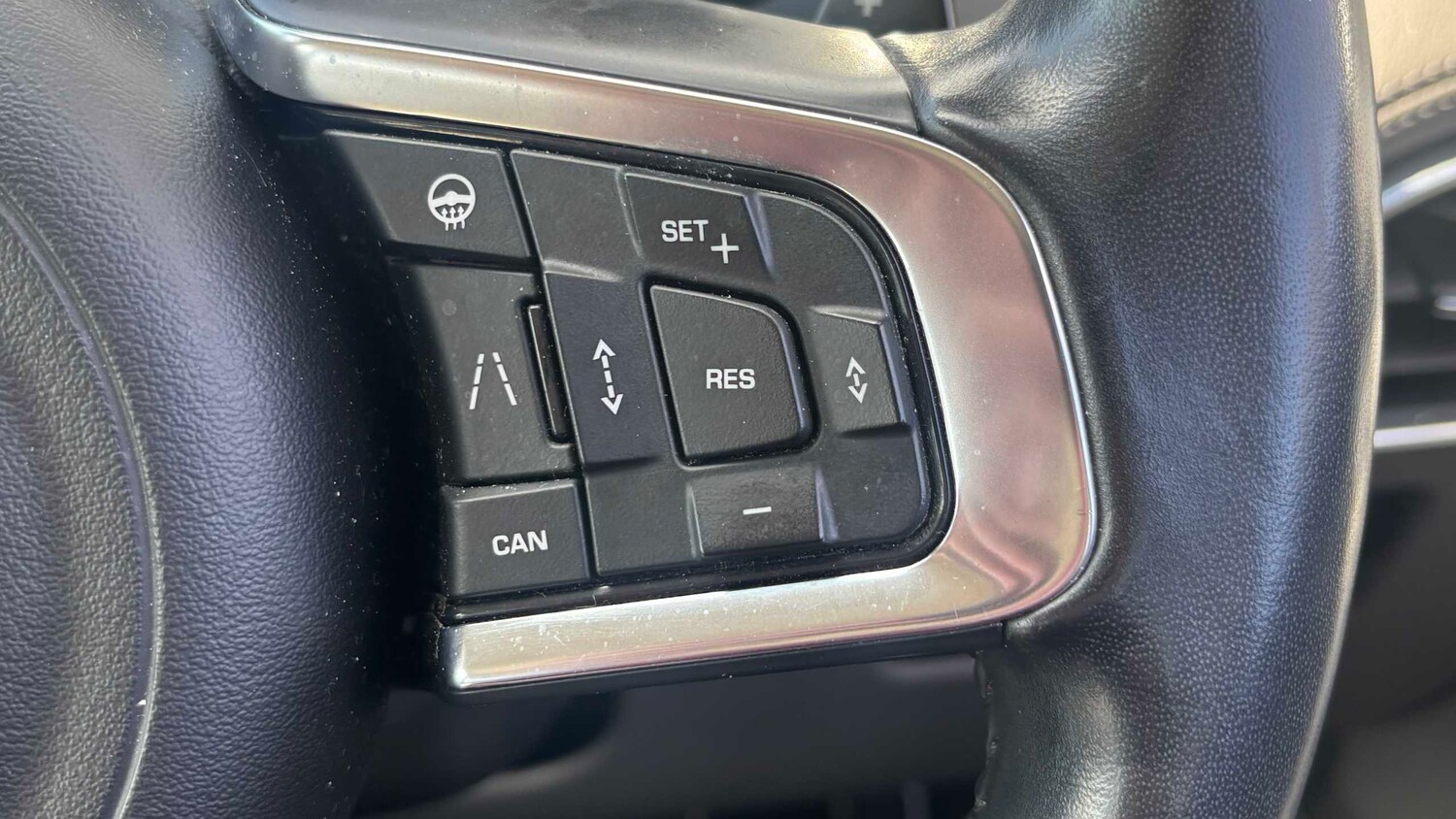 Used Jaguar F-Pace 2019 for sale - 78118874: Photo 17