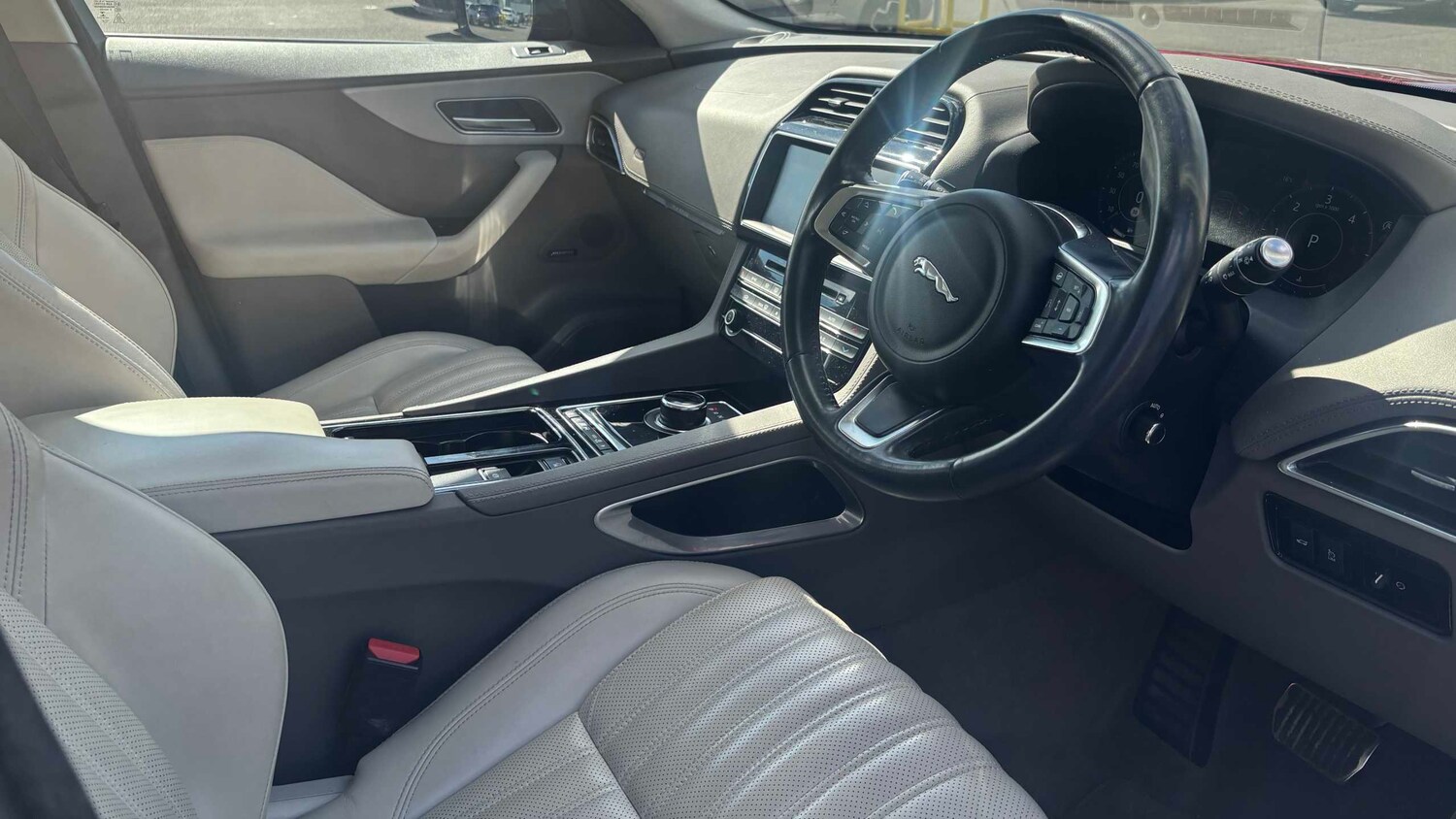 Used Jaguar F-Pace 2019 for sale - 78118874: Photo 8