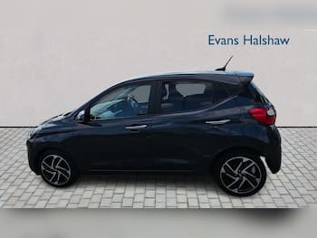 Used Hyundai i10 2023 for sale - 79770763: Photo