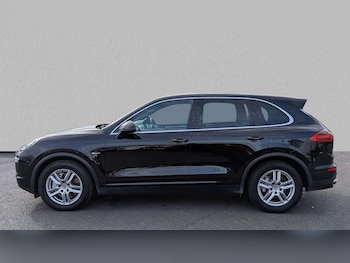 Used Porsche Cayenne 2016 for sale - 79239459: Photo