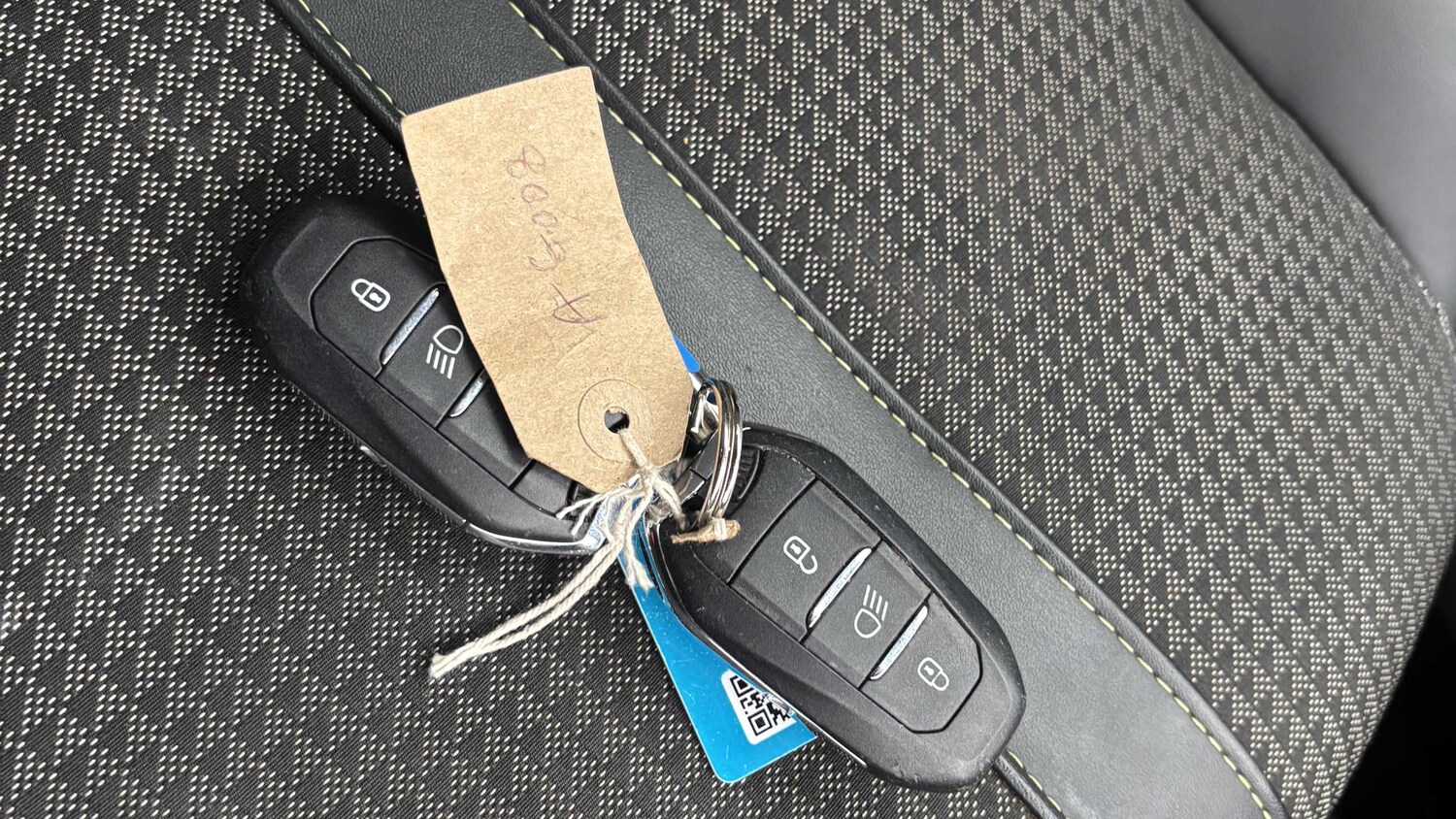 Used Peugeot 2008 for sale - 77861791: Photo 22