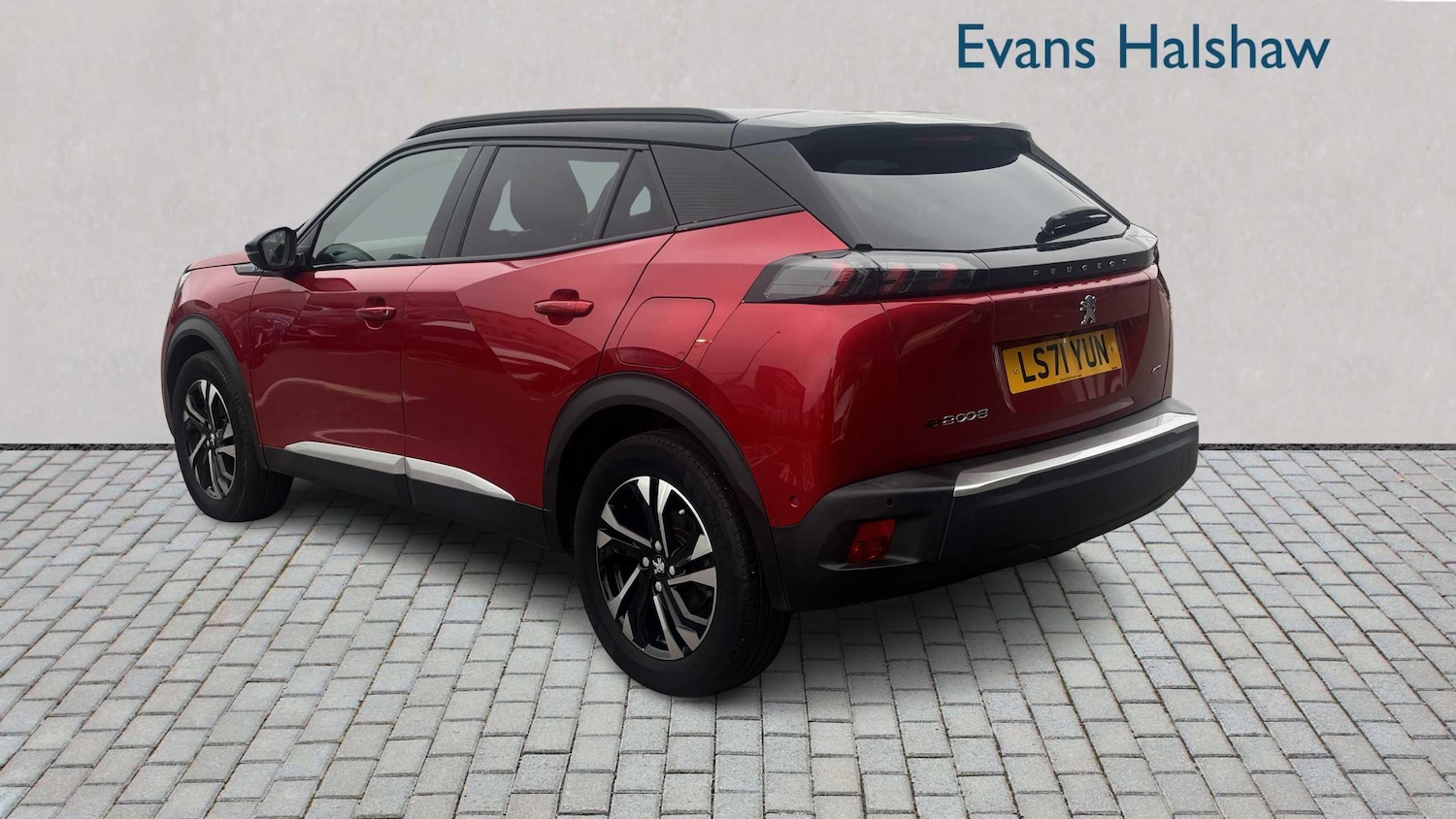 Used Peugeot 2008 for sale - 77861791: Photo 3