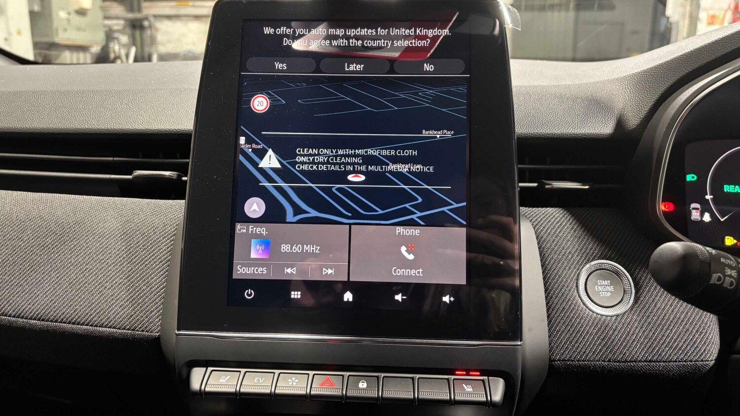 Used Renault Clio for sale - 77862137: Photo 14