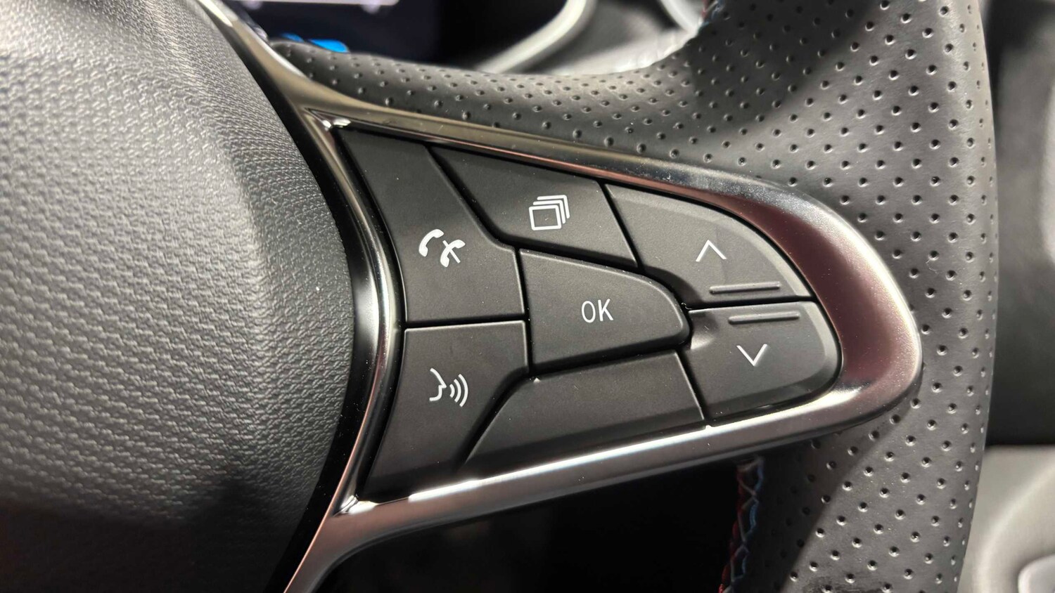 Used Renault Clio for sale - 77862137: Photo 20