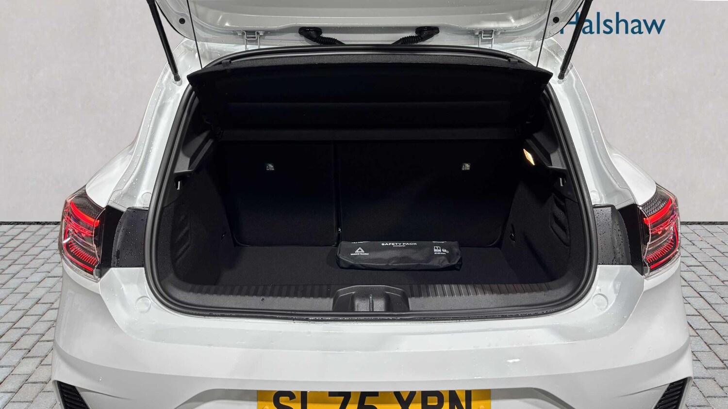 Used Renault Clio for sale - 77862137: Photo 7