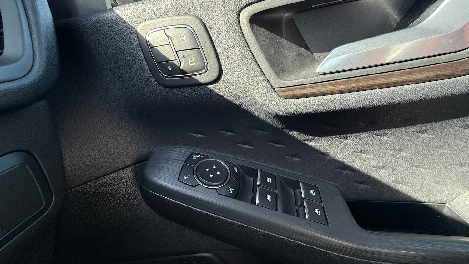 Used Ford Kuga 2020 for sale - 78173936: Photo 21