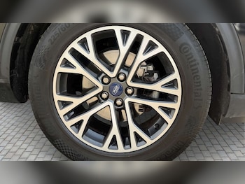 Used Ford Kuga 2023 for sale - 79183343: Photo
